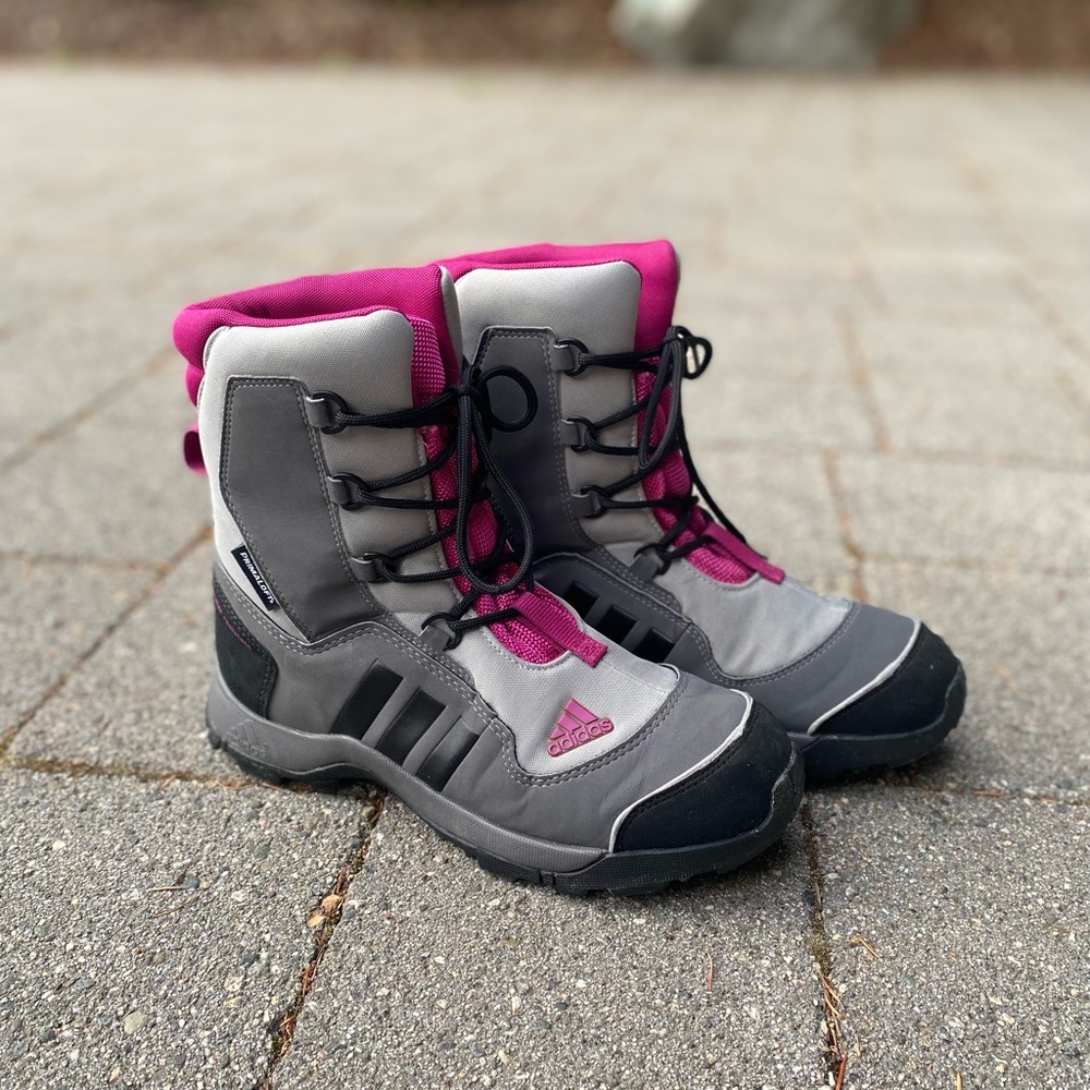 Adidas Women's Winter Boots in Gray and Pink, sz 5.5